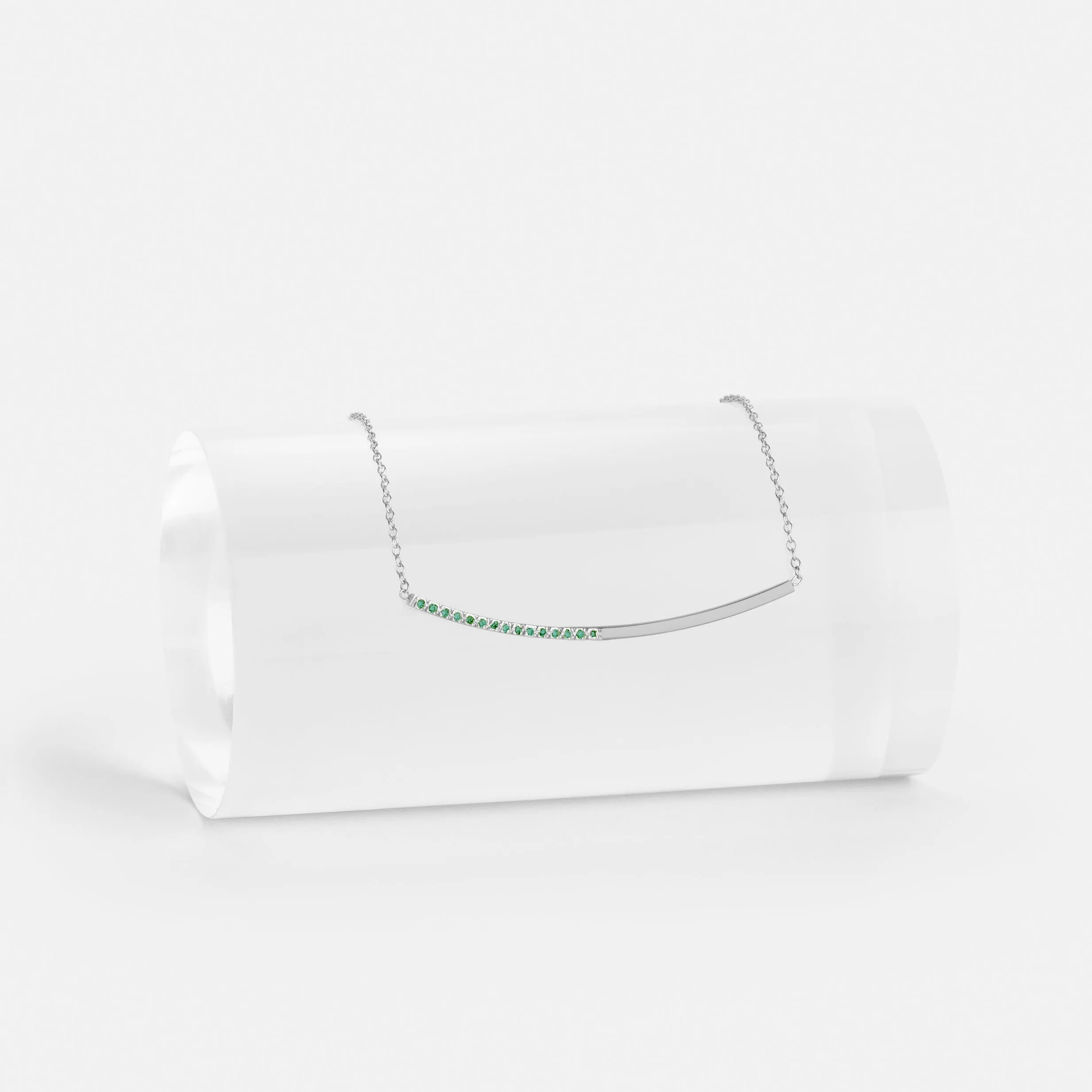 Iva Choker