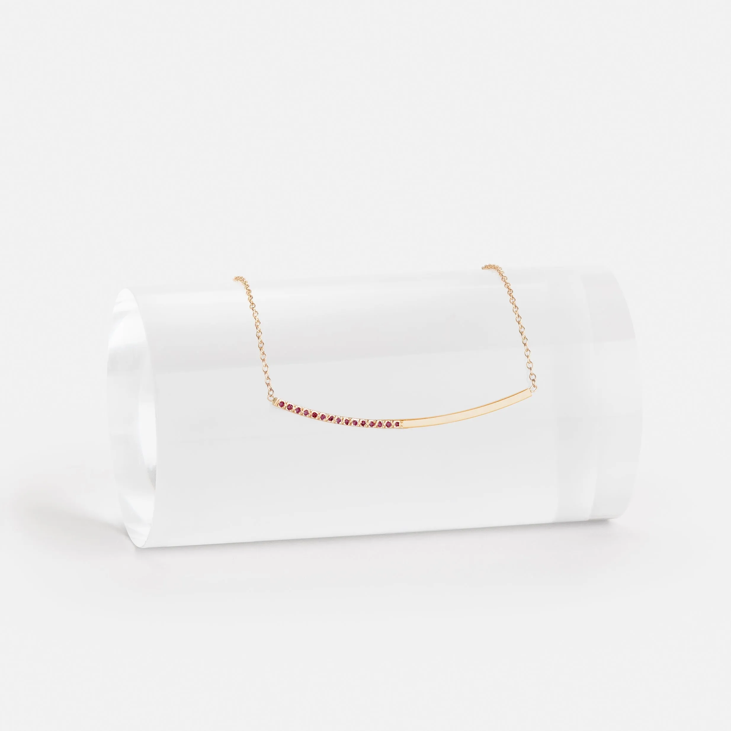 Iva Choker