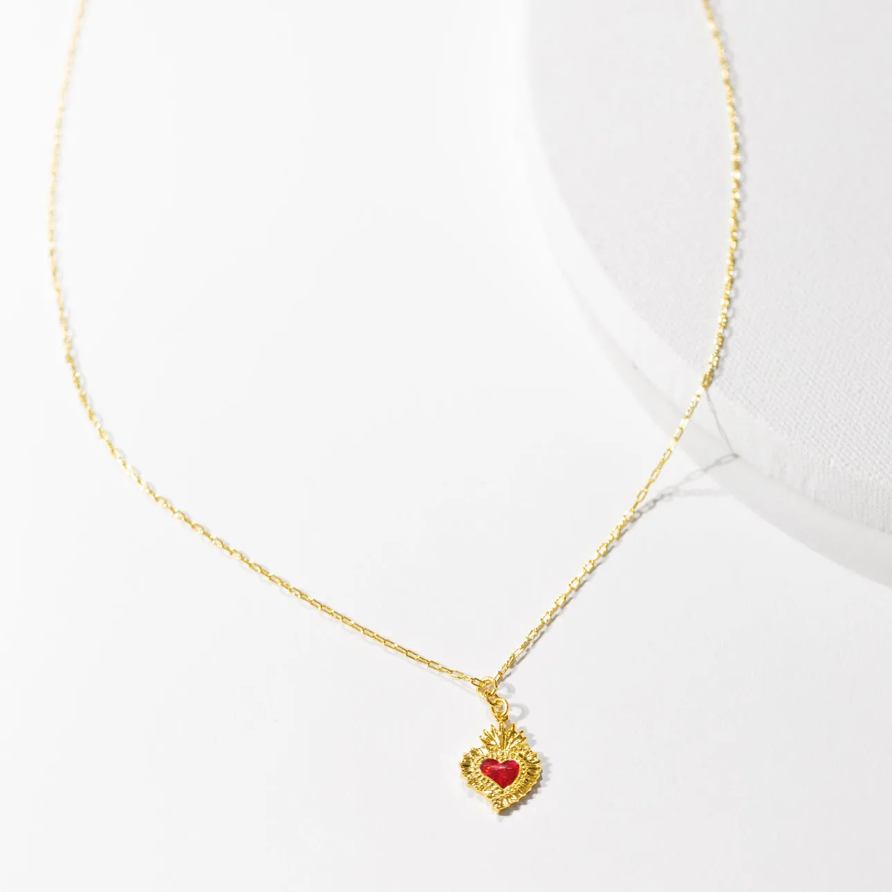 Sacred Heart Pendant - Gold
