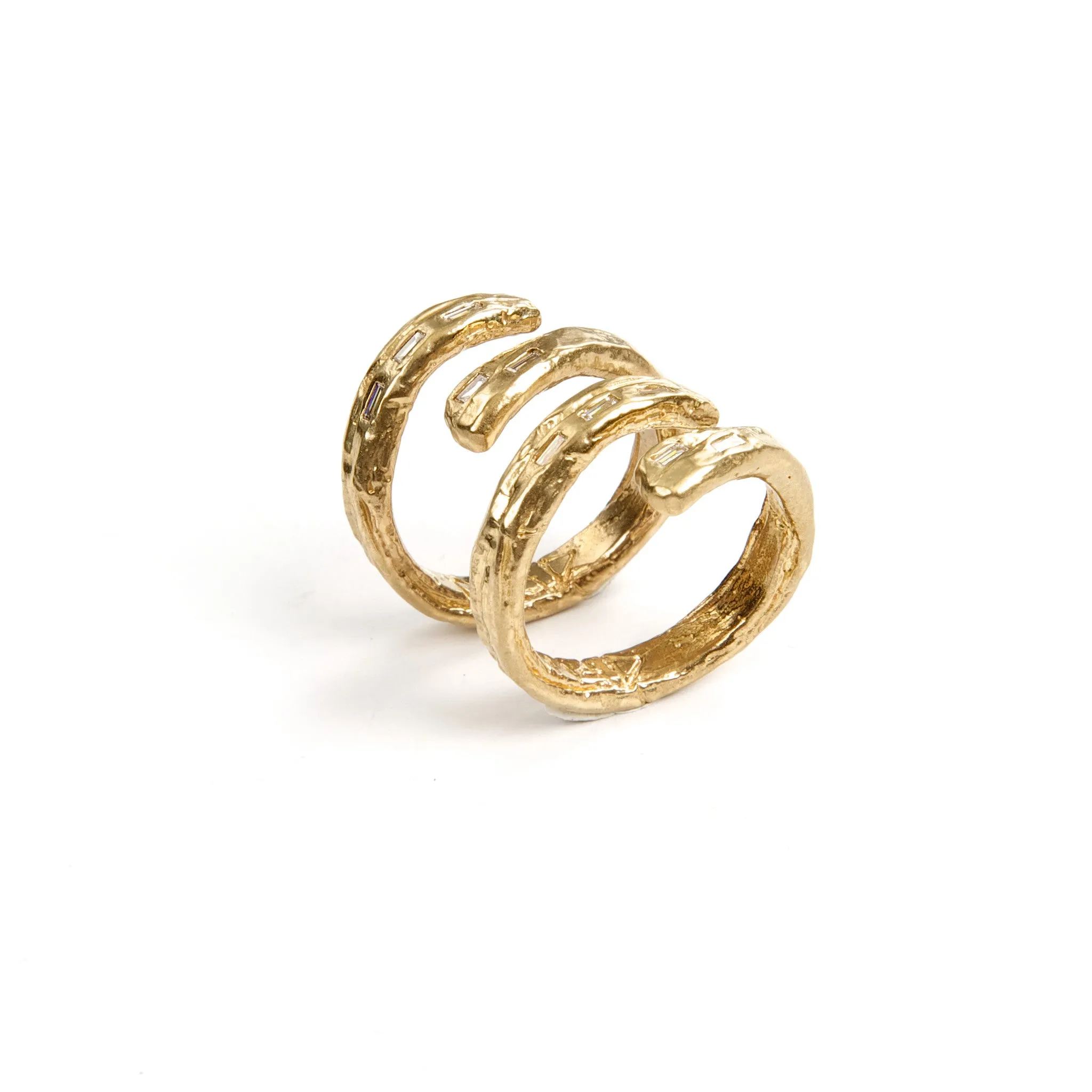 Spine Ring Set in gold with diamond baguettes