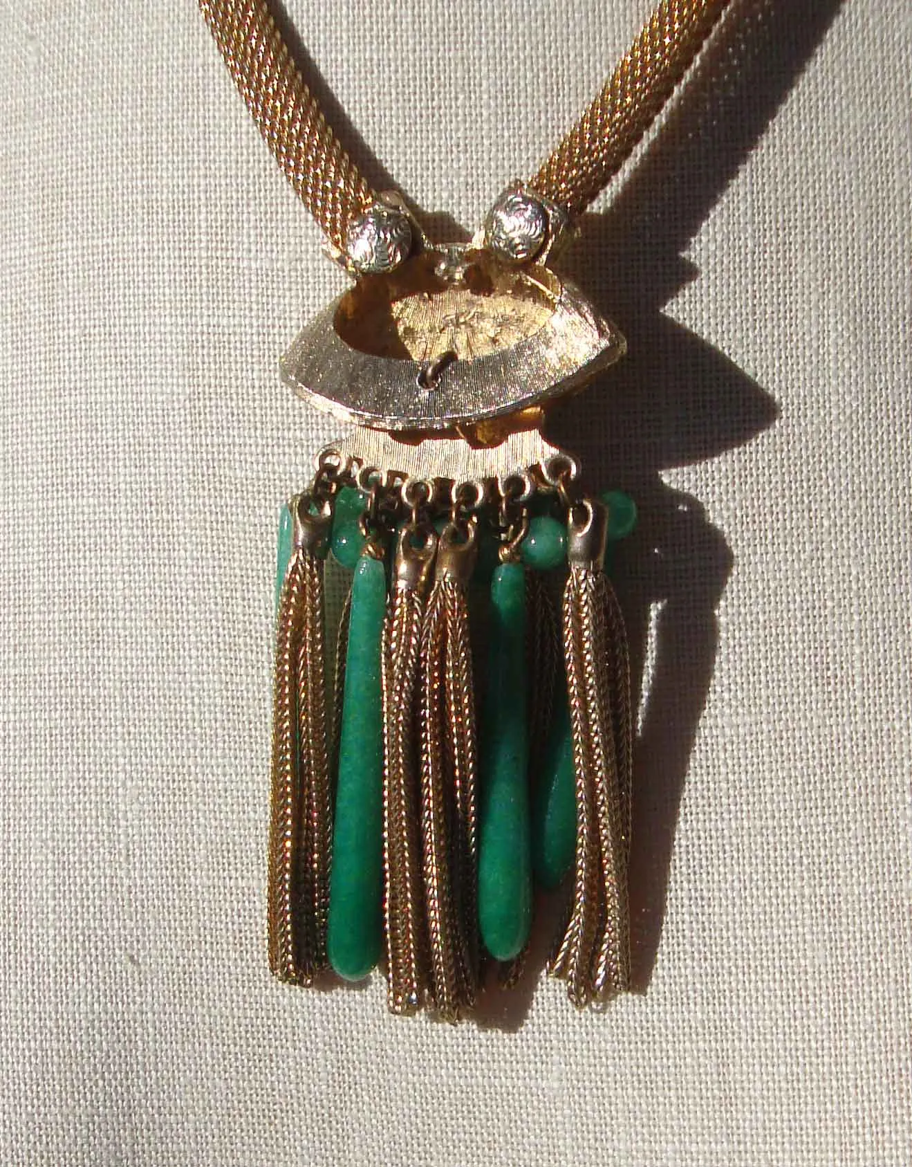 Vintage Jellyfish Necklace Green Peking Glass Fringed Tassels